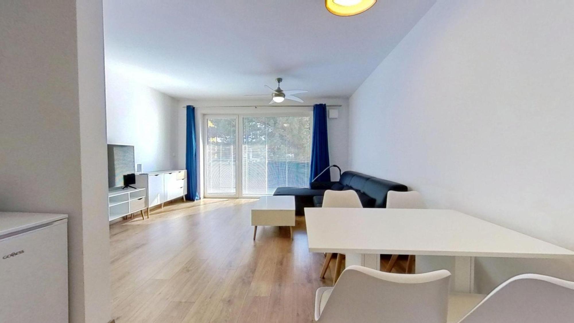 Air-Conditioned 2 Room Apartment, With Terrace, Rovinka 203 Exterior foto